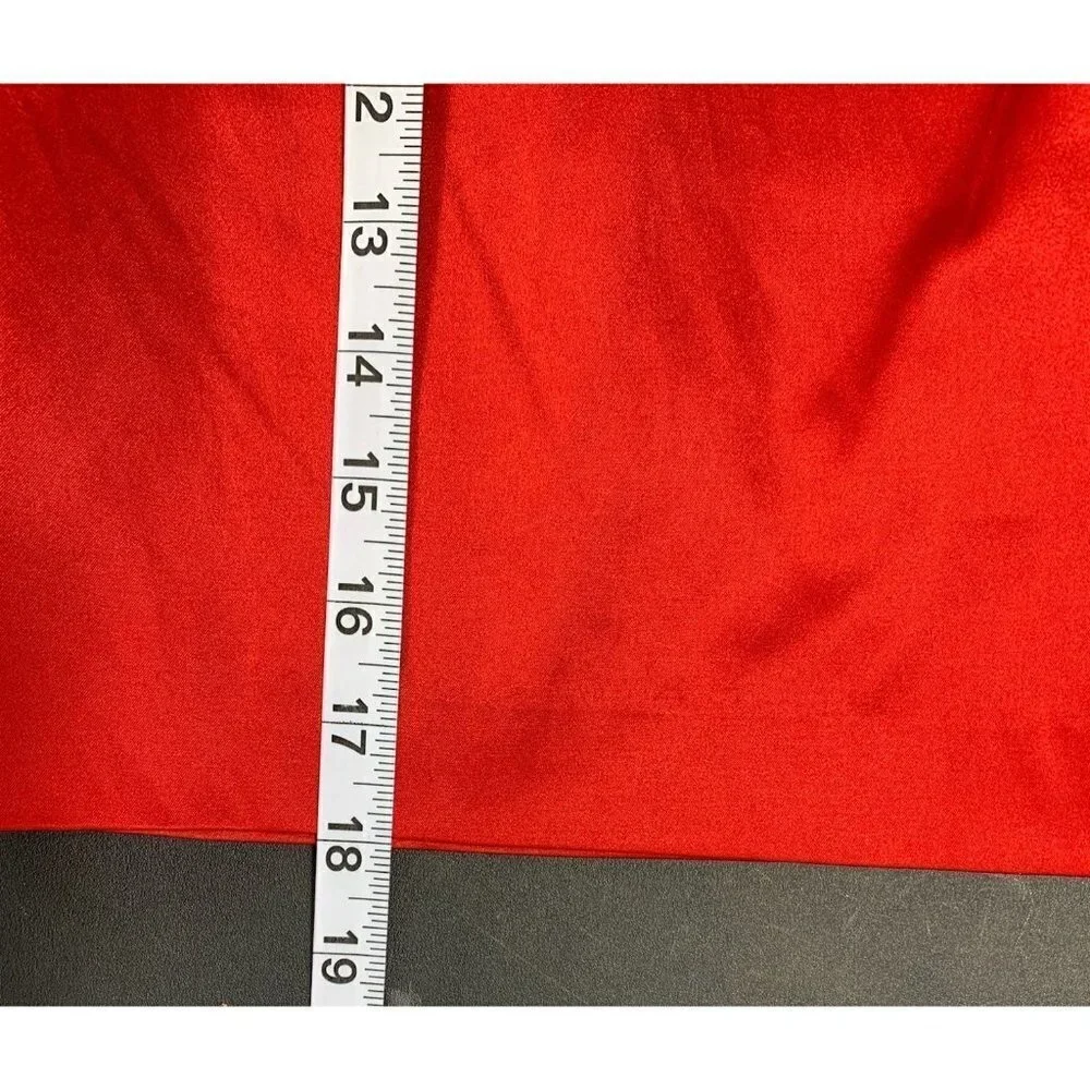 Forever 21 Women's Cherry Red Skrit
